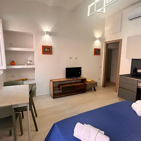 Vico - Milu Holidays Apartment *
