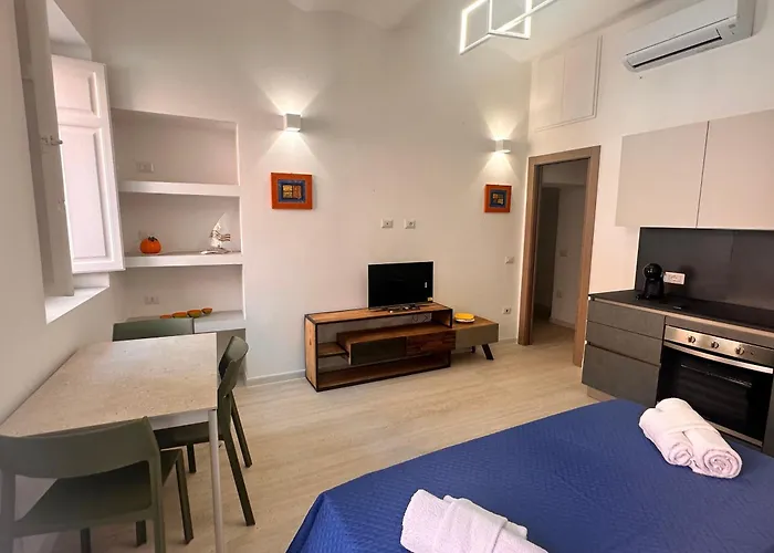 Vico - Milu Holidays 公寓 *